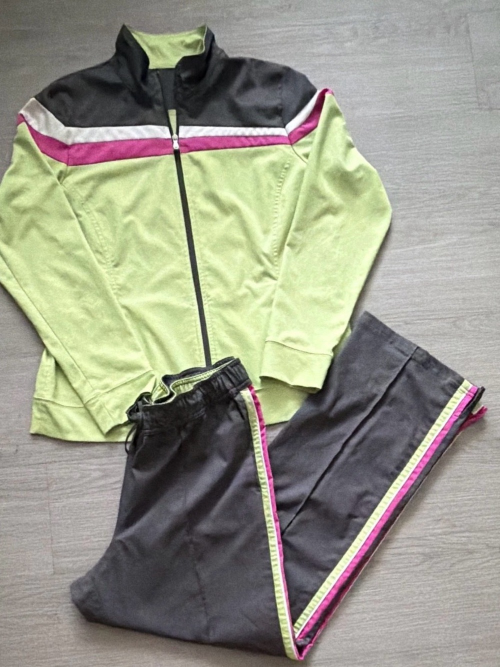 made for life Light Green, Gray & Pink Women's Bomber Jacket Set